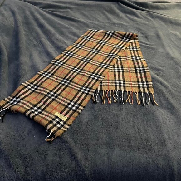 BURBERRY Beige nova check scarf 100% authentic lambswool from london england - Picture 6 of 6